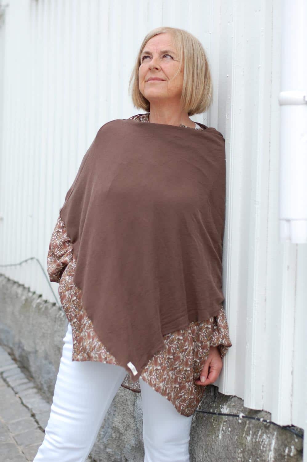 By Basic Poncho Chestnut