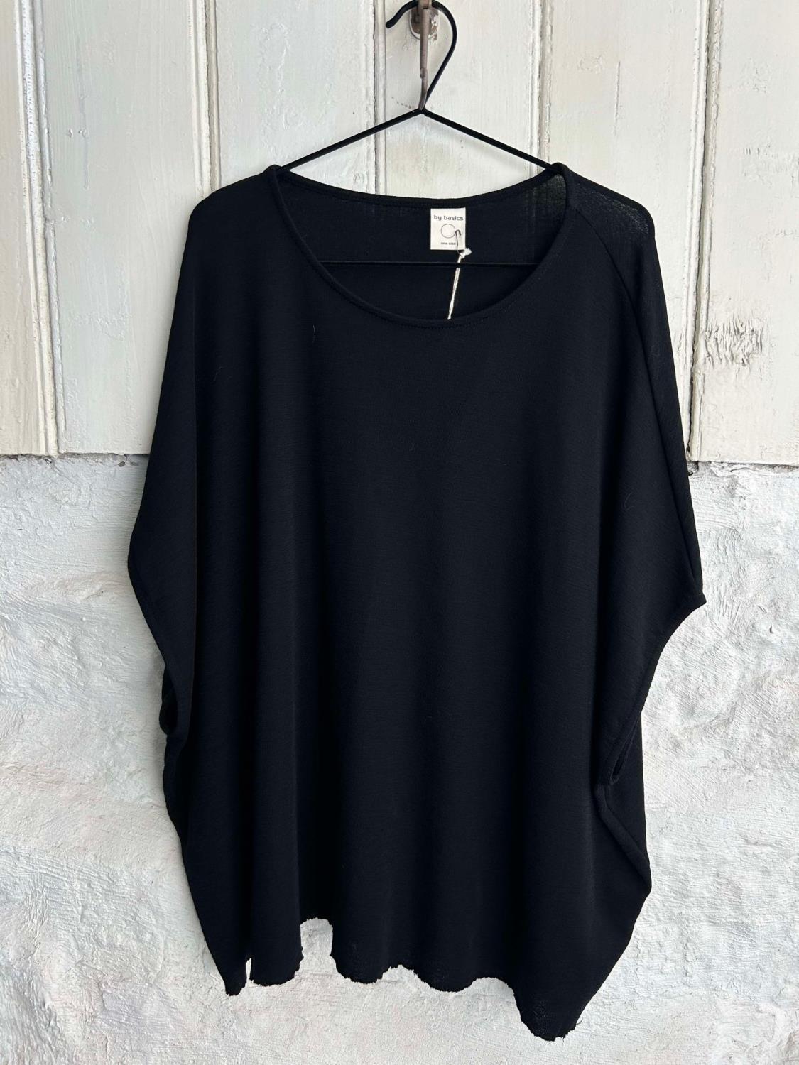 By Basics Top Extra Wide Black