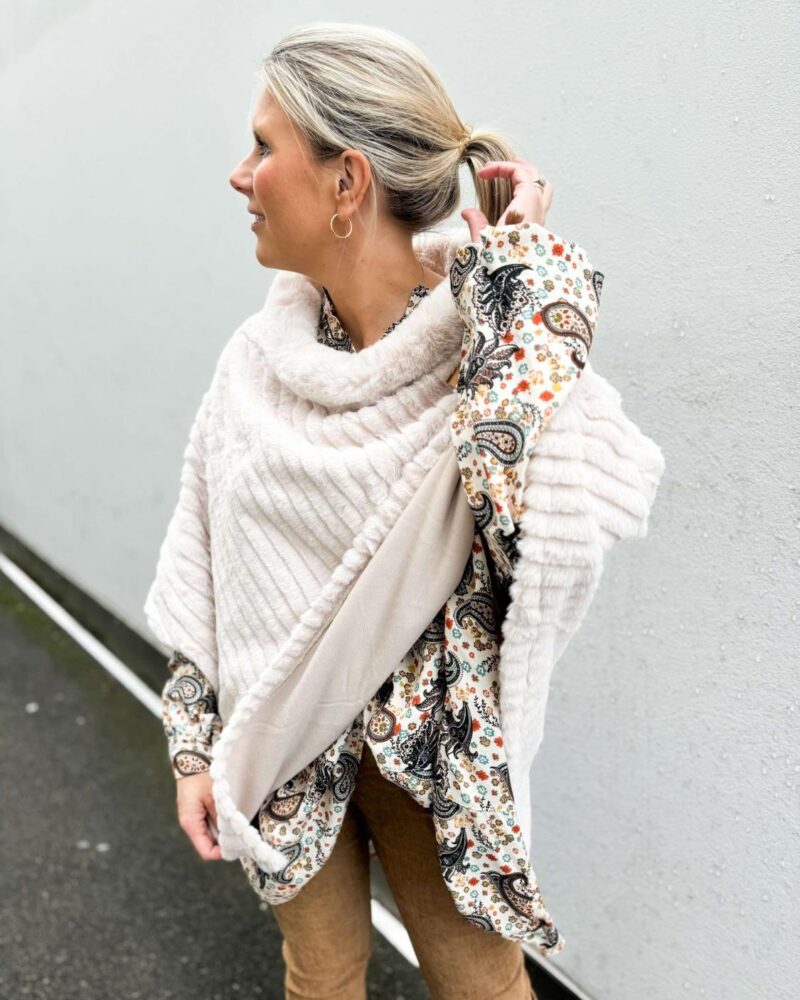 IBC Collection Poncho Creme