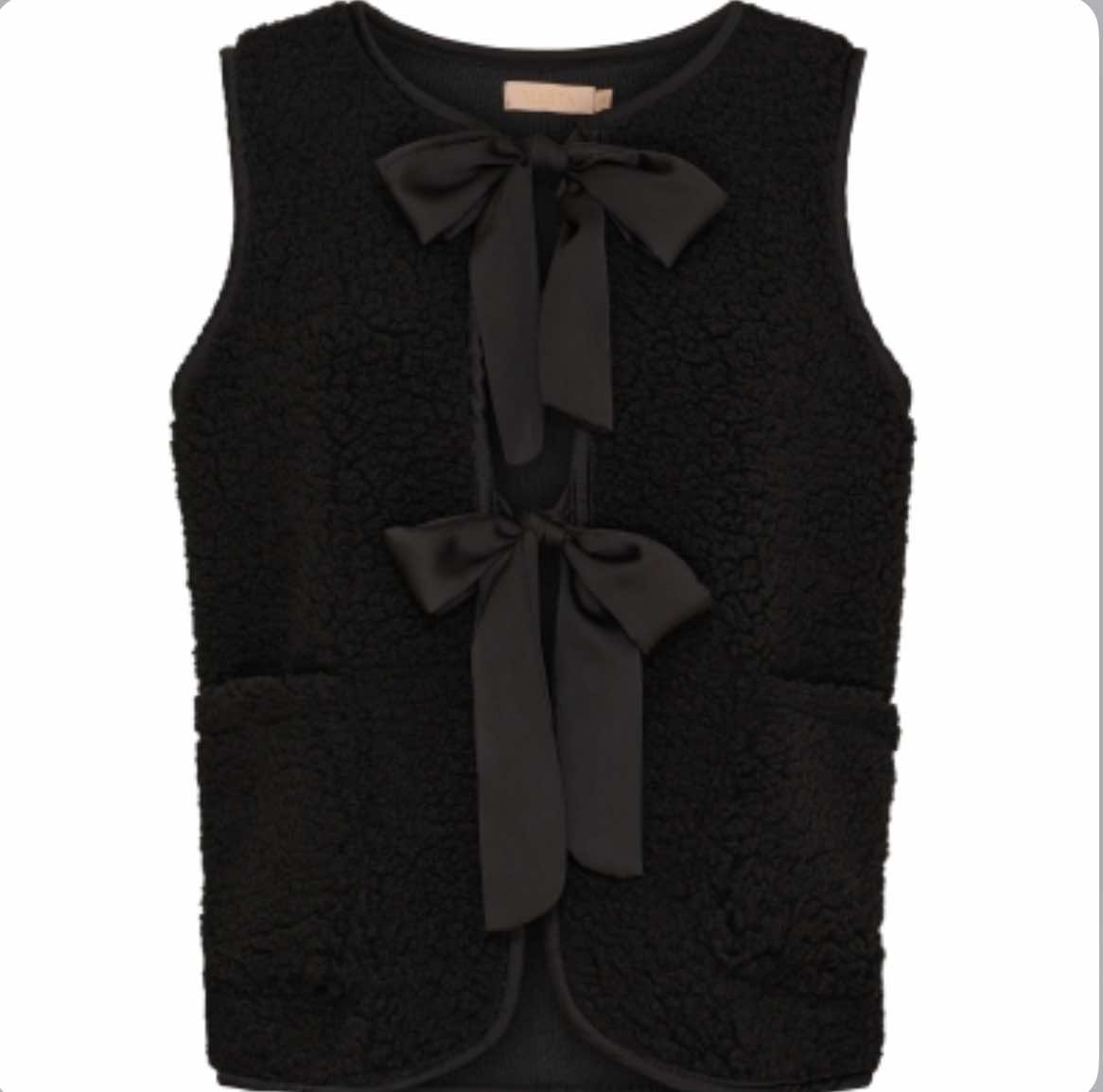 Marta Du Chateau Gudrun Vest Black