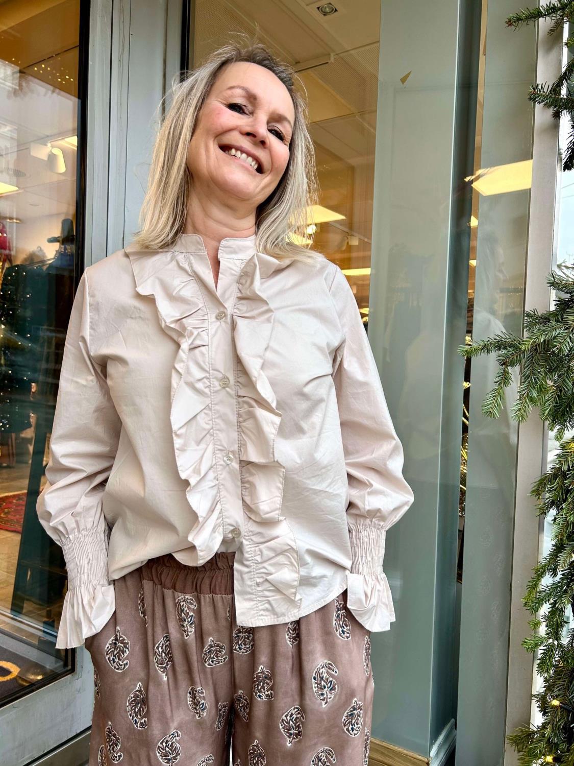 Marta Du Chateau Stella Shirt Beige