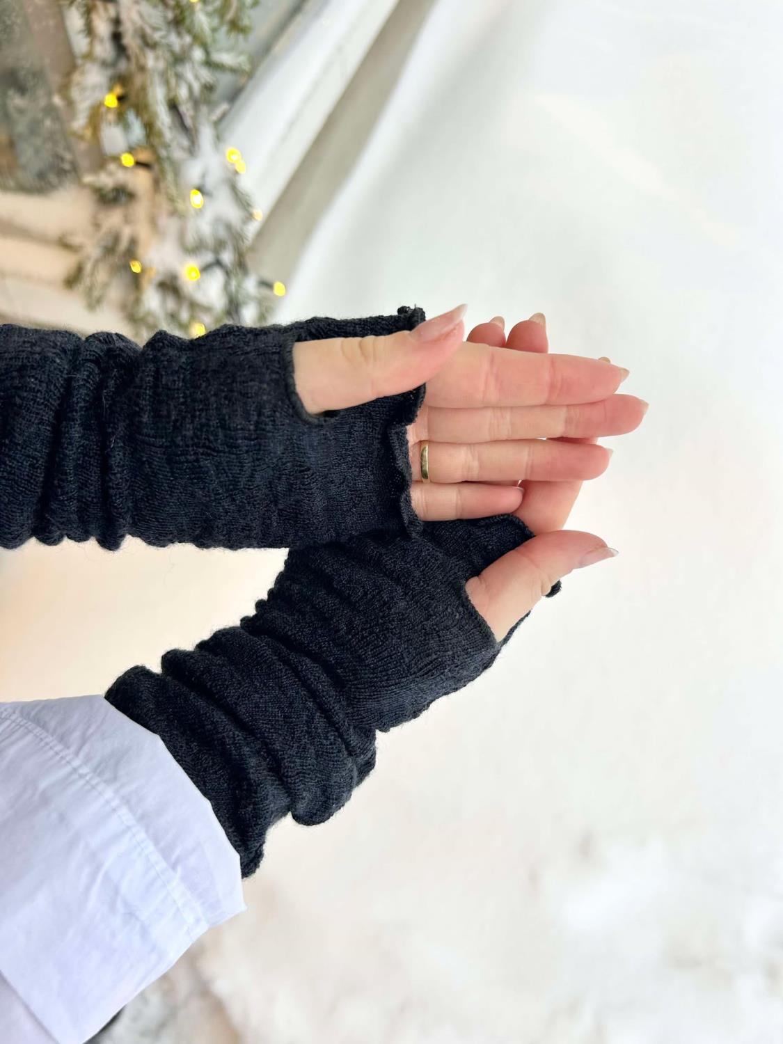 By Basics Wrist Warmer Midnight Blue Melange