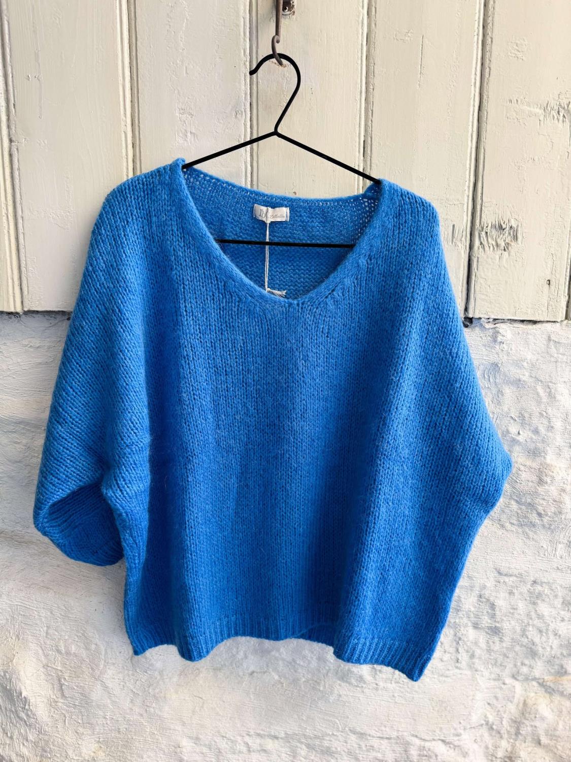 Lotta Sweater Blue