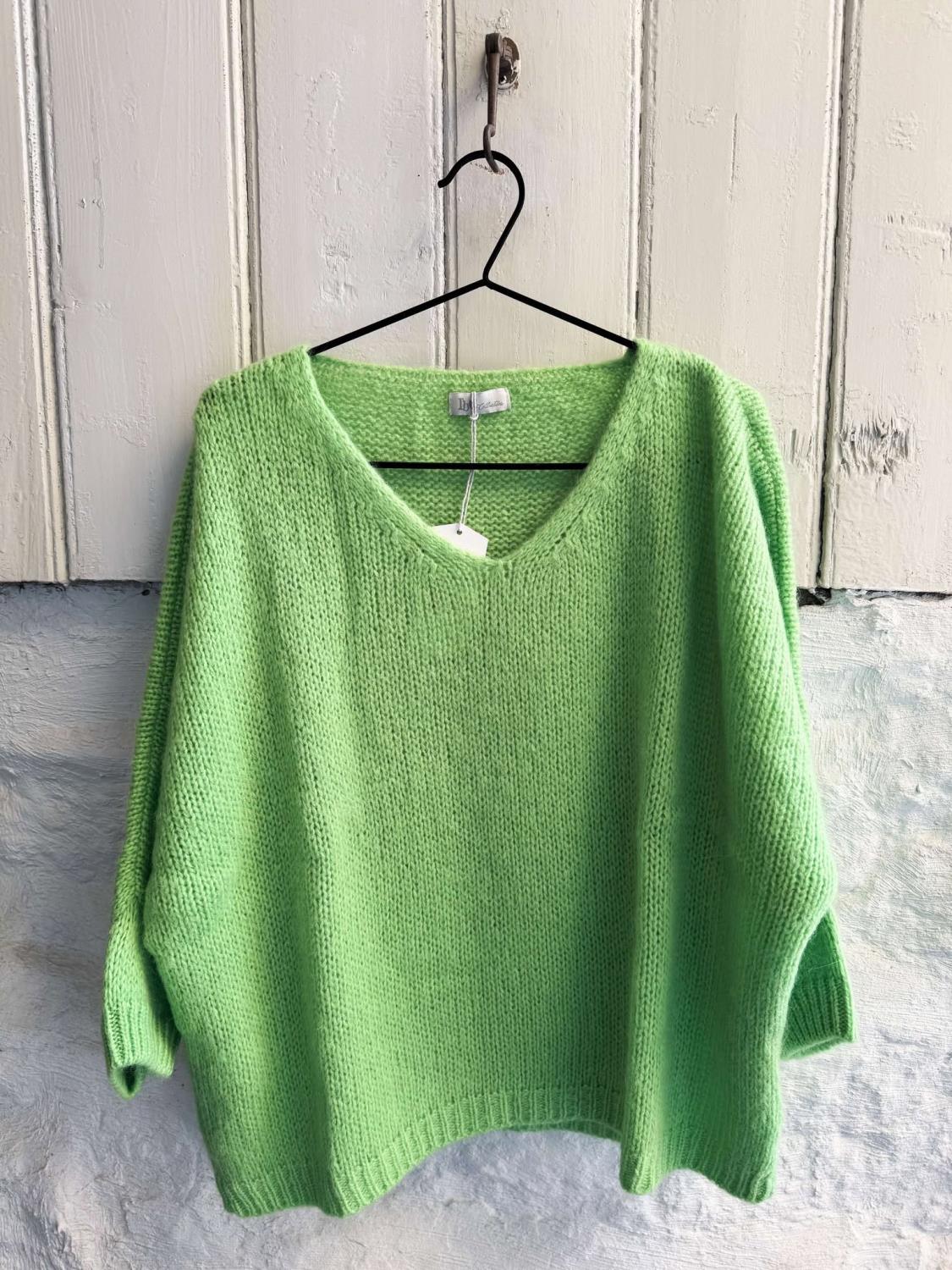 Lotta Sweater Lime