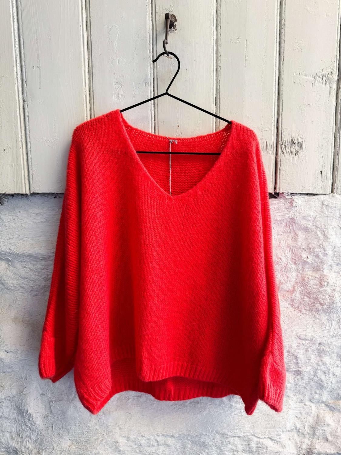 Lotta Sweater Red