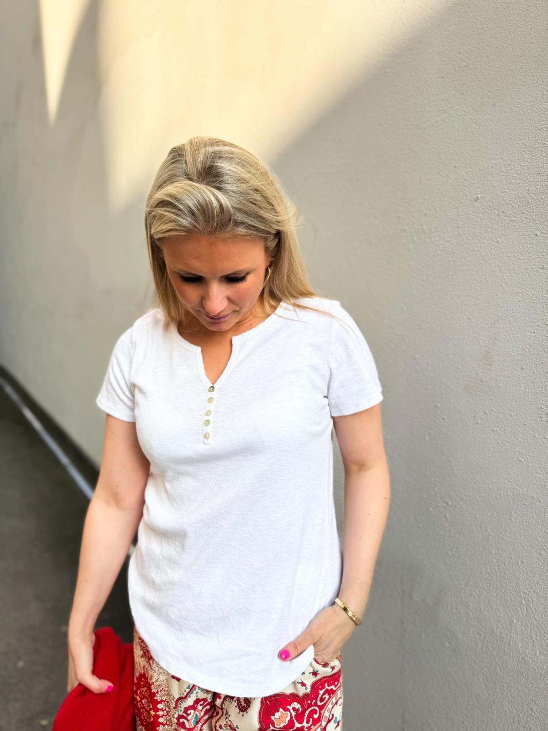Marta Du Chateau Jona Tee White