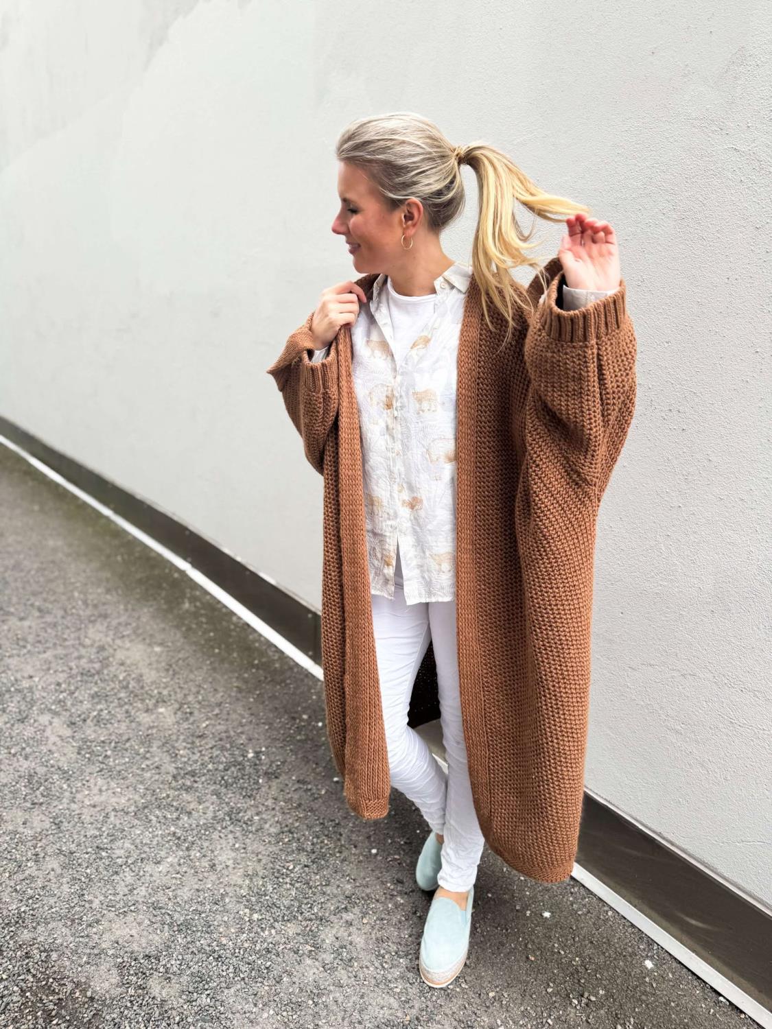 Petra Long Cardigan Brown