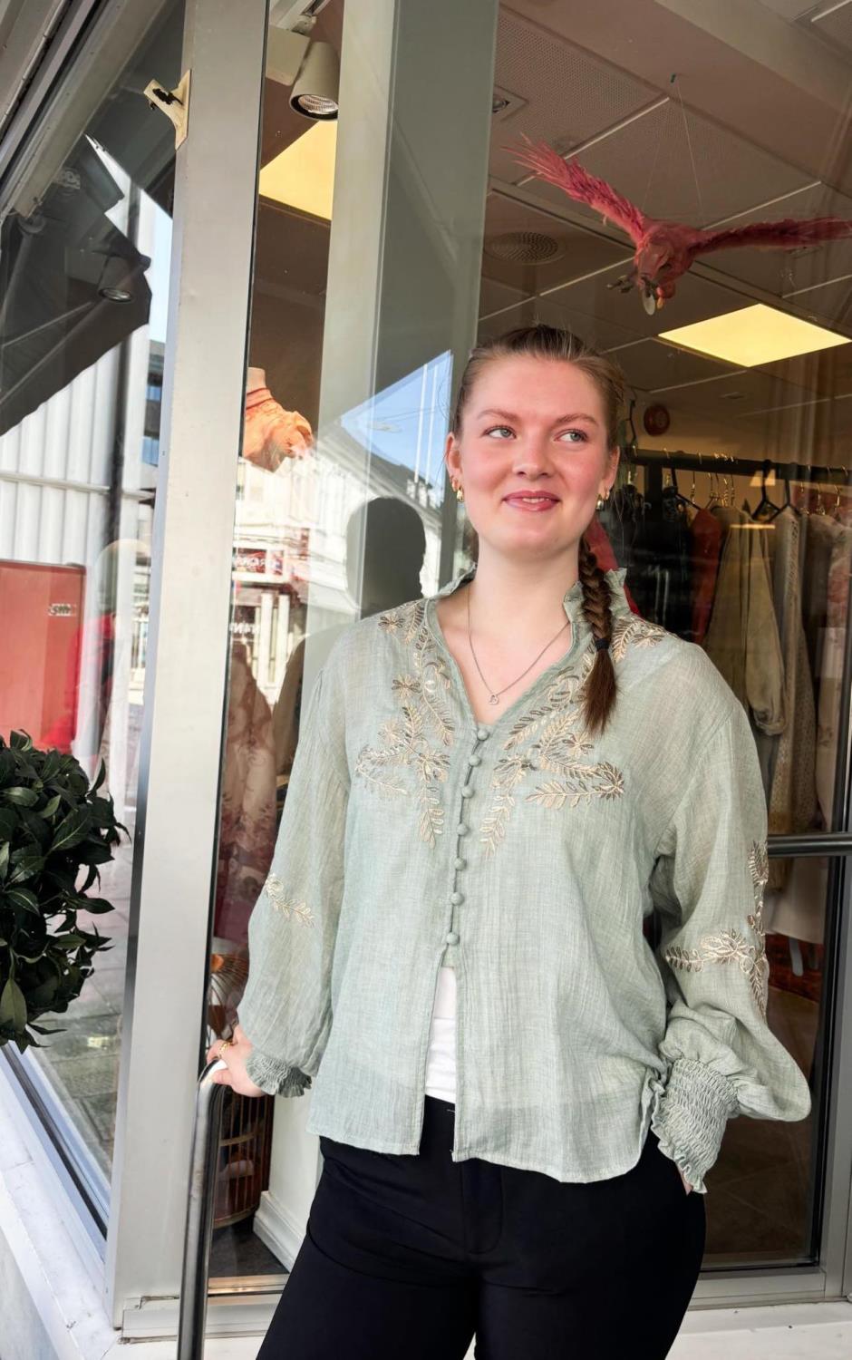 Qnuz Signe Boheme Shirt With Embrodery Dusty Green