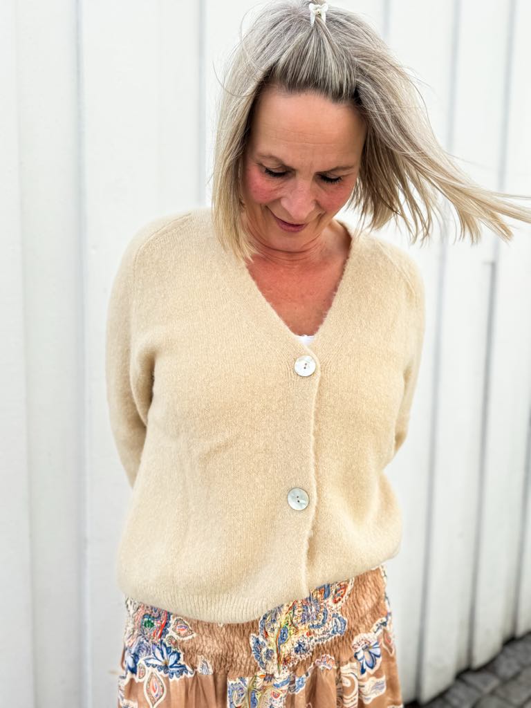 By Ic Vicky Cardigan Creme