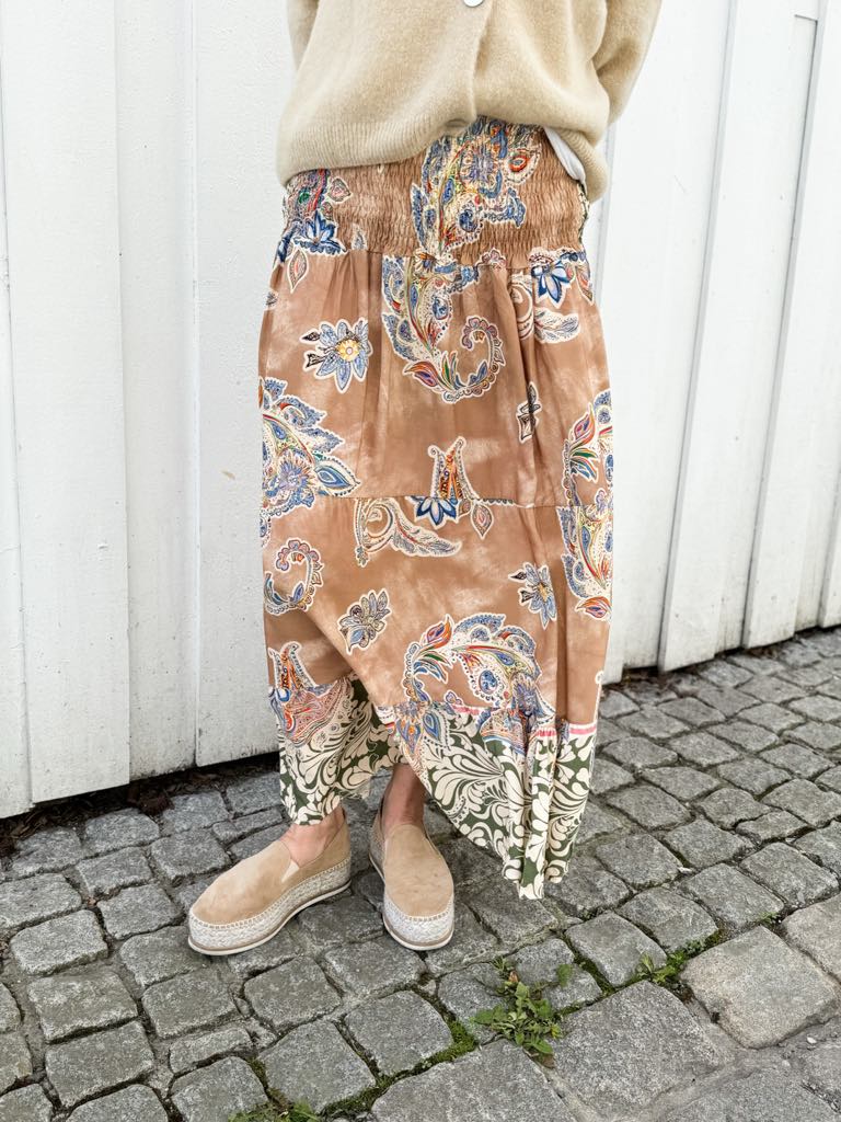 Marta Du Chateau Princess Skirt Camello