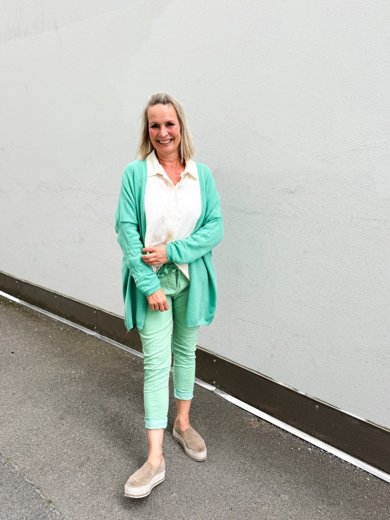 The Schull Cardigan Mint