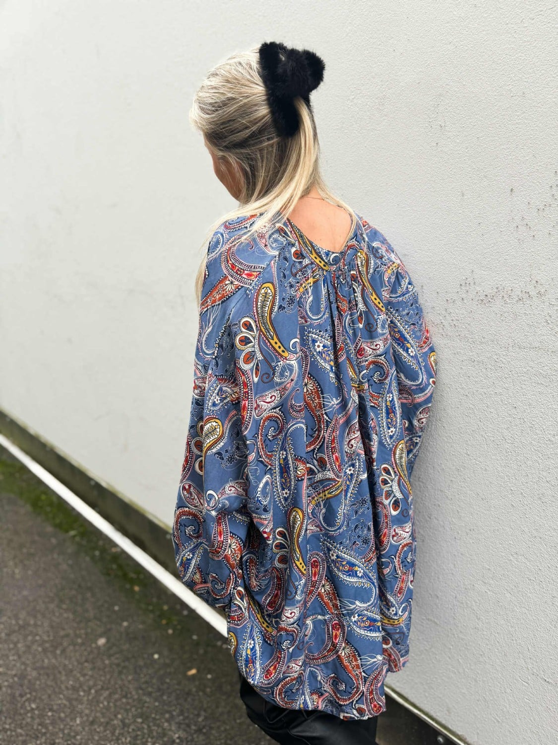 Linnea Oversize Blouse Blue Paisley
