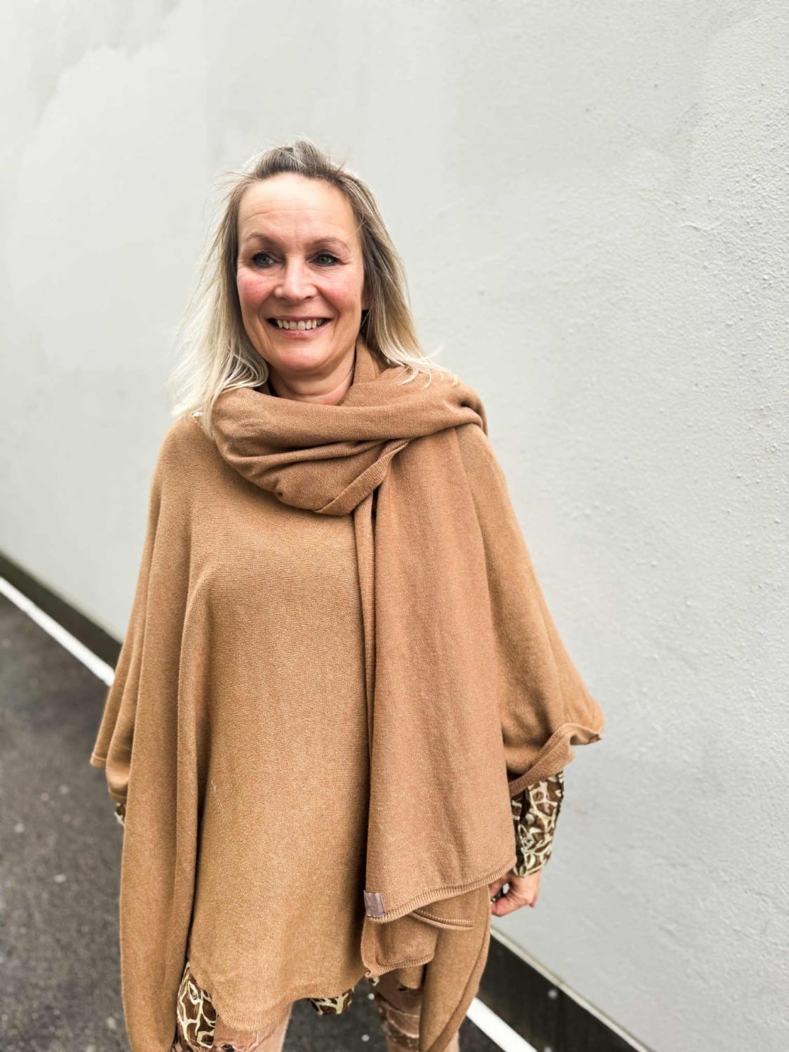 24671_iid_26035_iid_aid_24671_aid.jpg IBC Collection Wendy Scarf