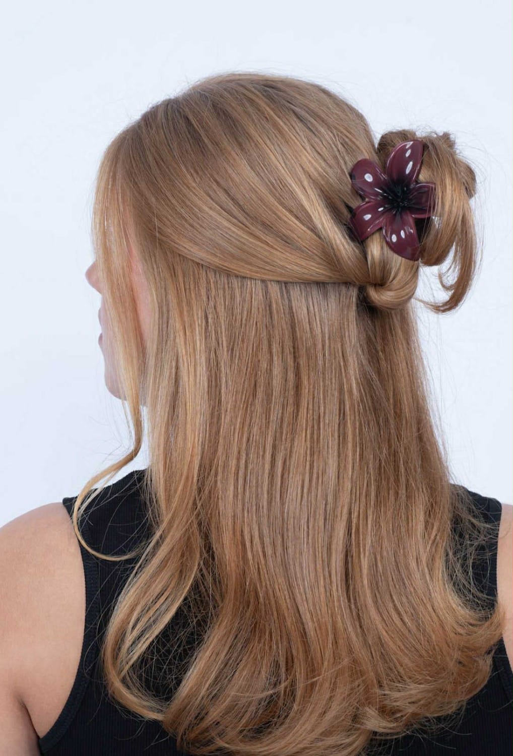 Sui Ava Plumeria Berry Big Burgundy