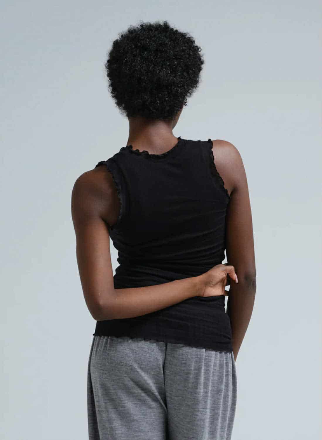 Seamless Basic Flounce Black