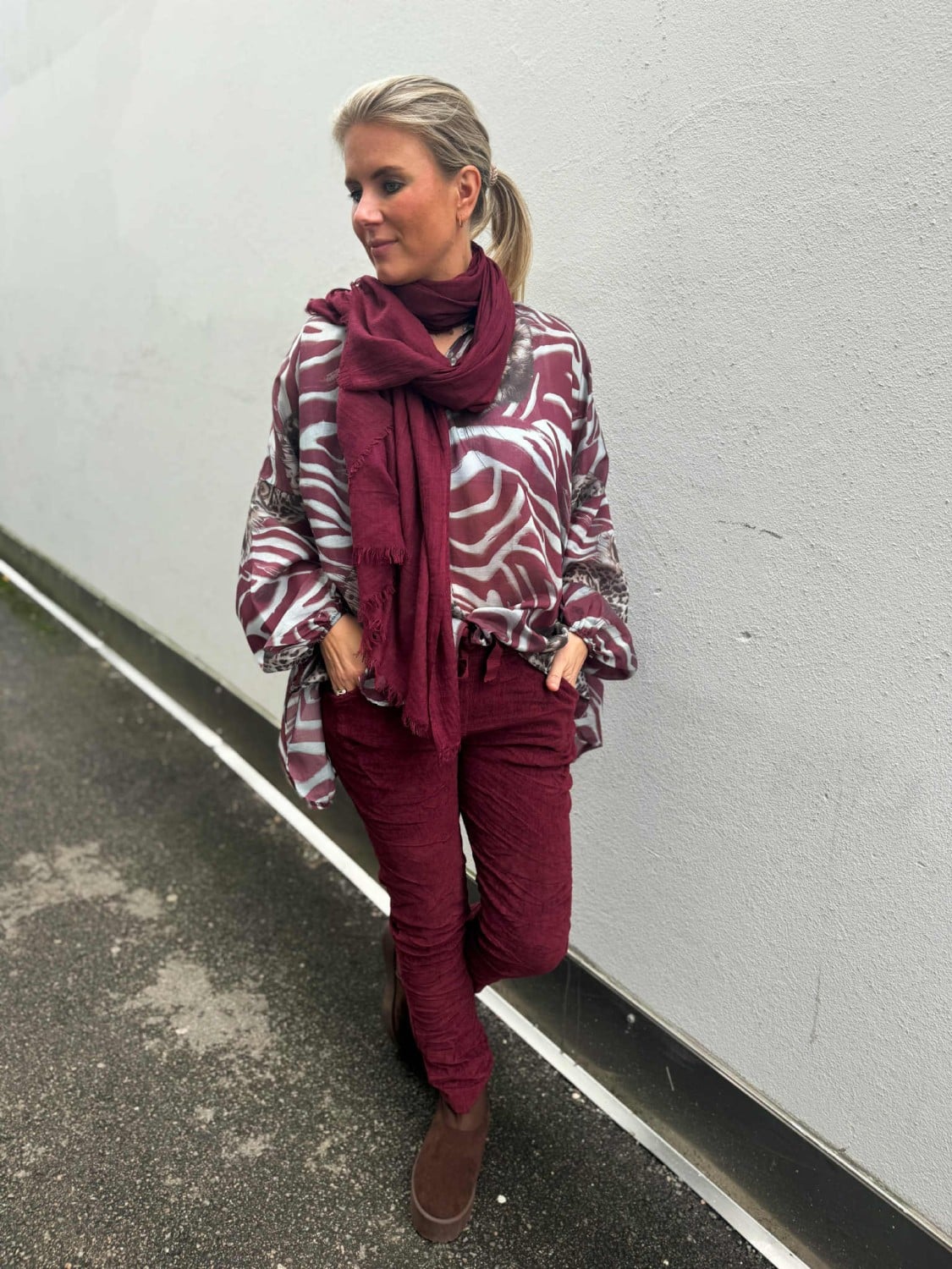 Lea`s Ulrikke Skjerf Burgunder