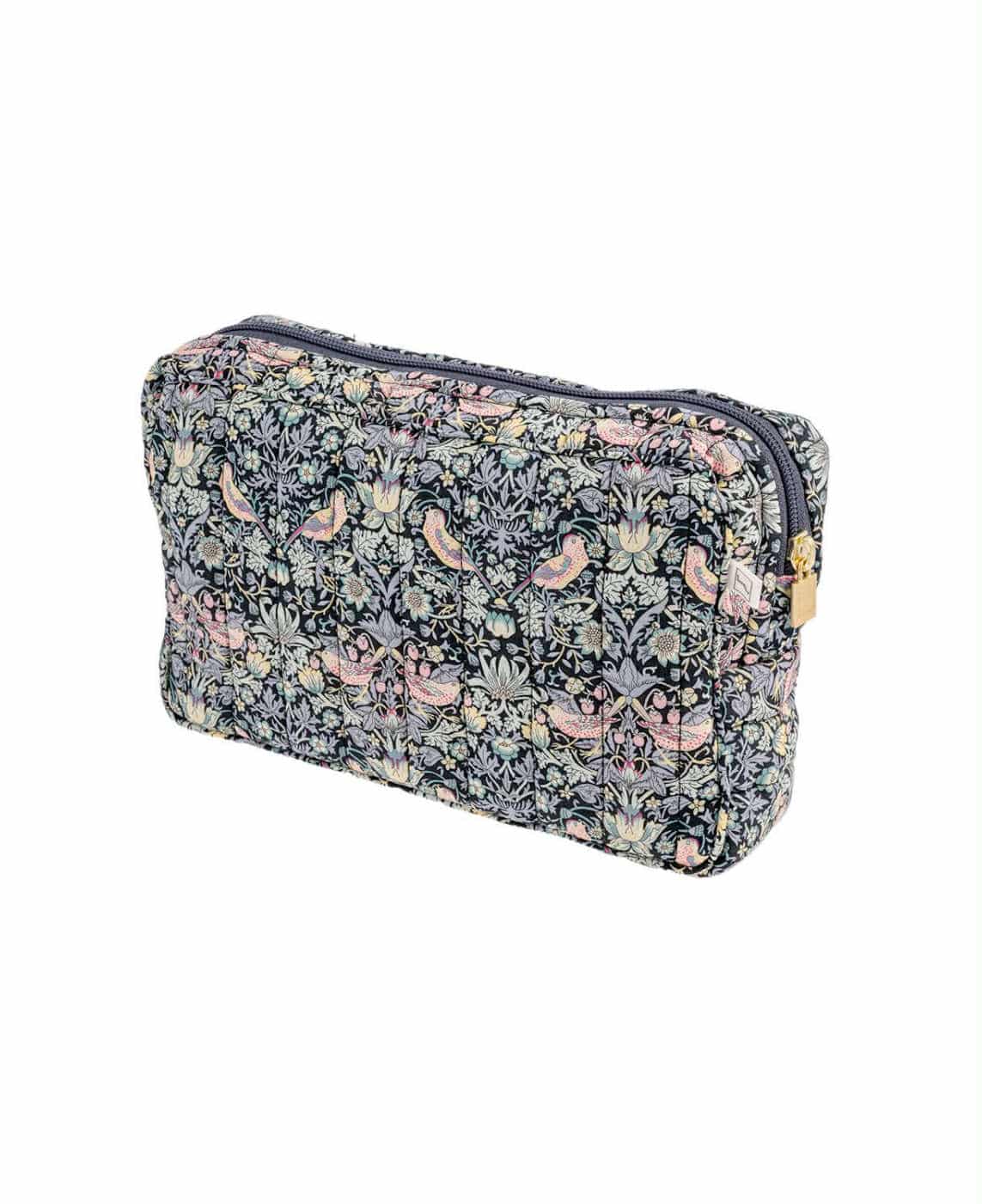 bon_dep_pouch_small_strawberry_mi_24282_mi_.jpg Bon Dep Pouch Small Strawberry