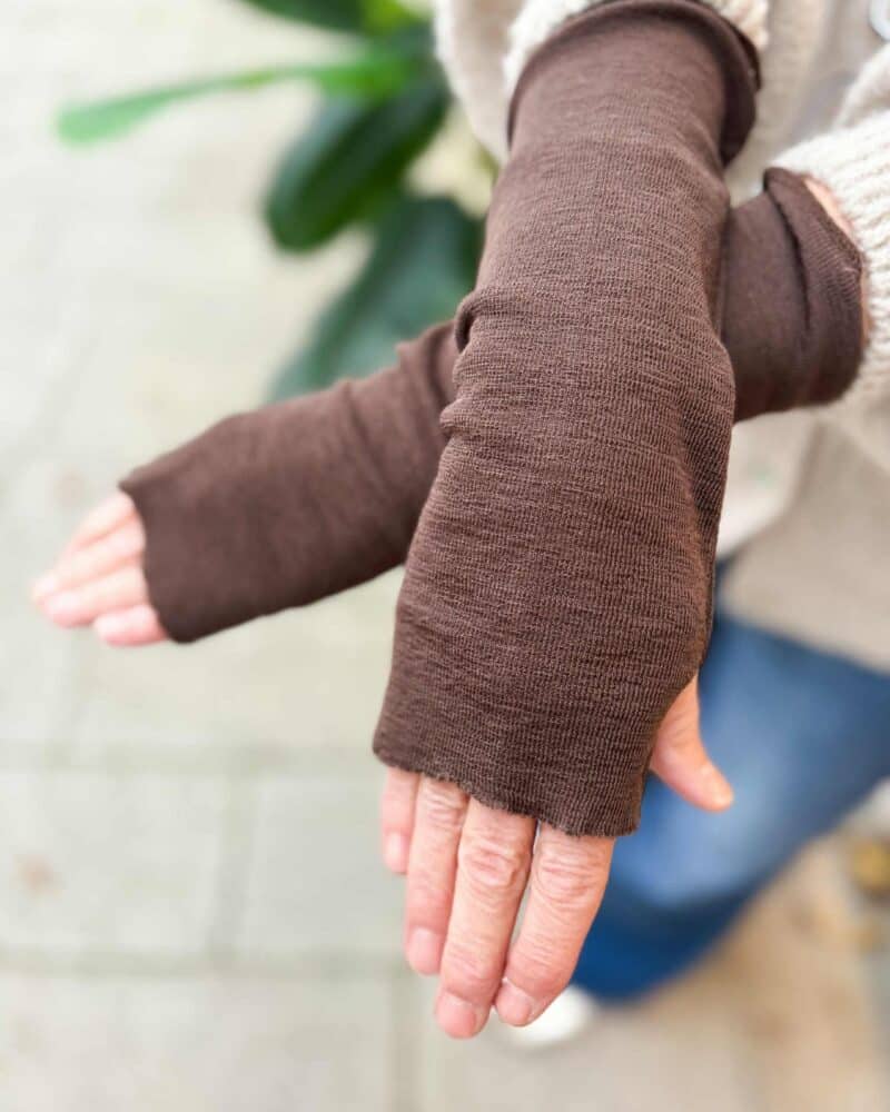 By Basic Wrist Warmer Chestnut