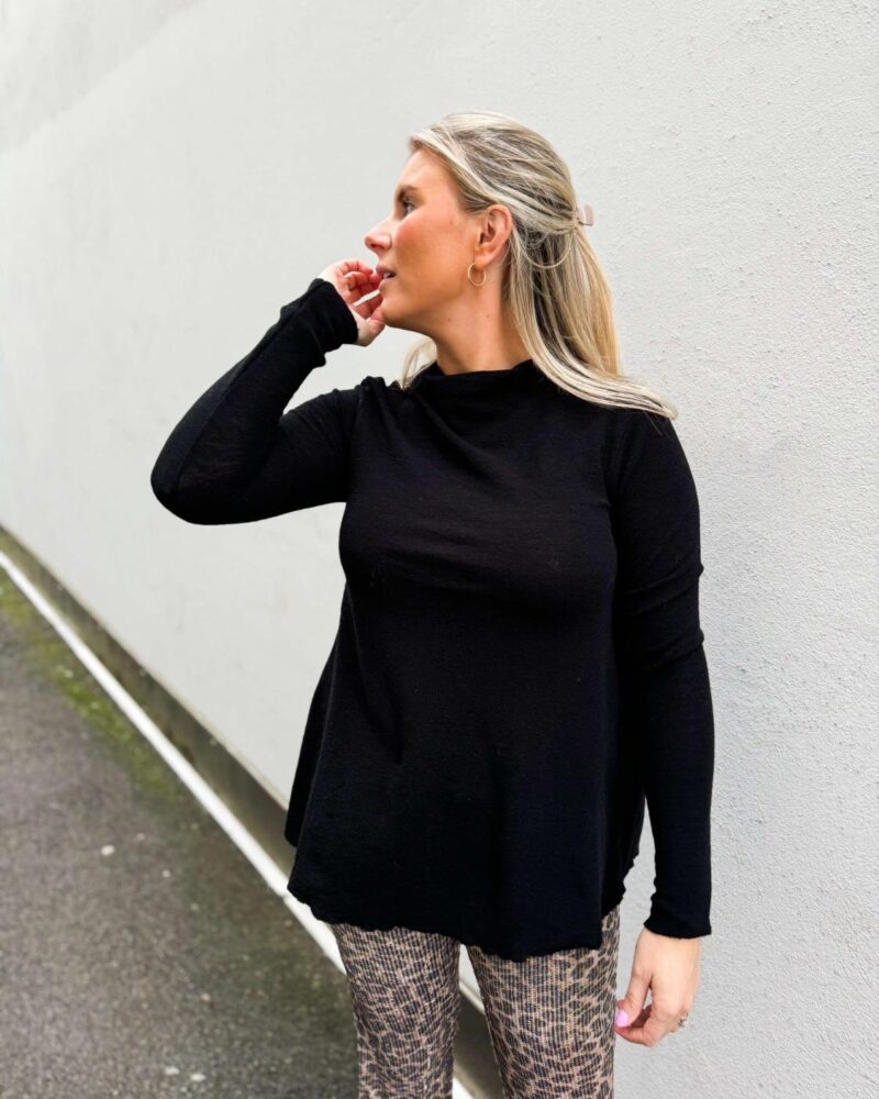 By Basics Shirt A-Line Drapped Neckline Black