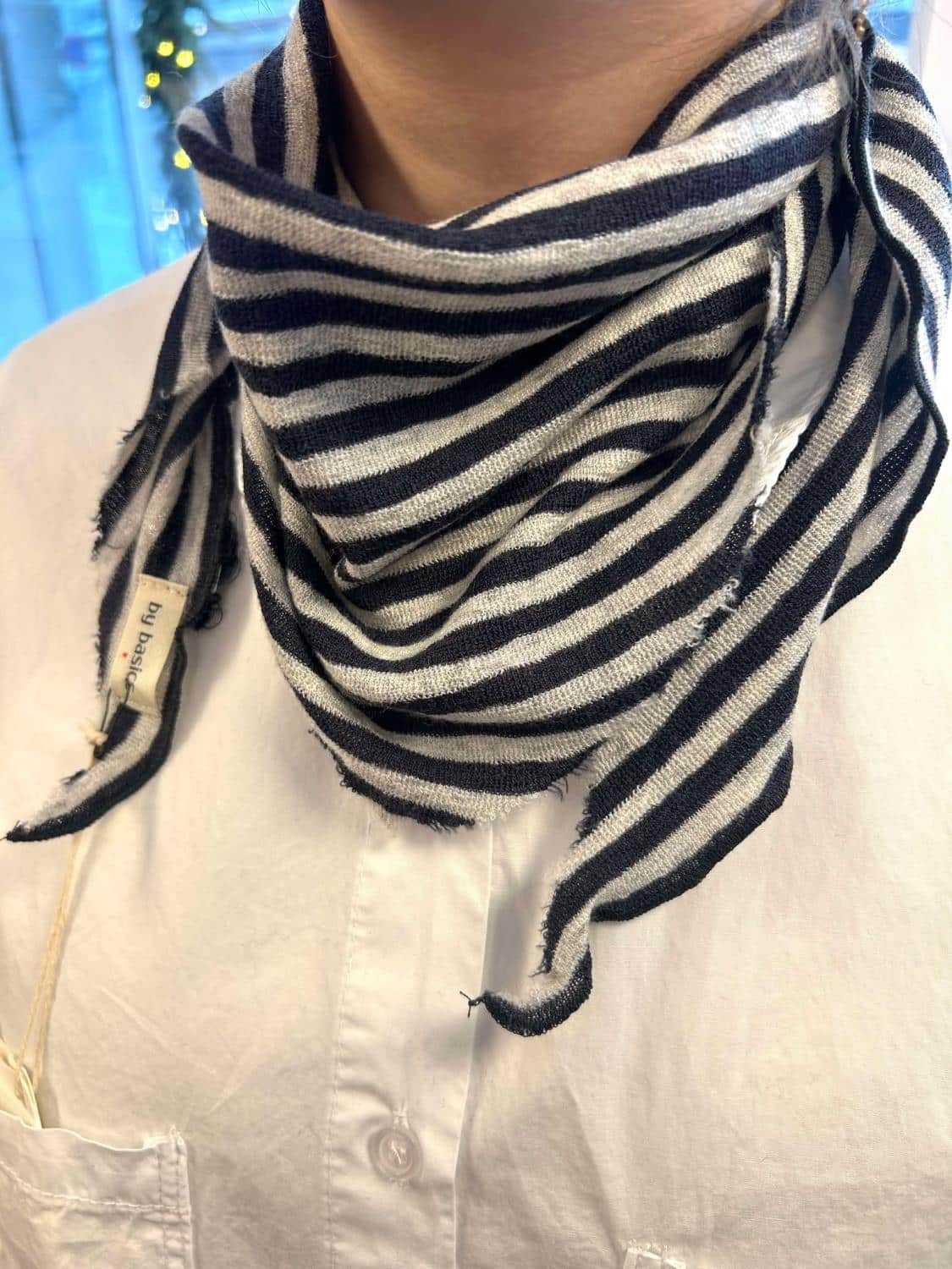 By Basics Triangle Small Charcoral/ Dawn Grey Melange