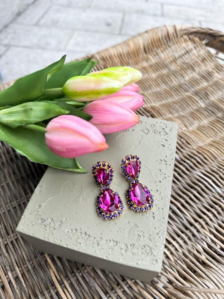 Caprice Decadent Bloomsburry Cerise