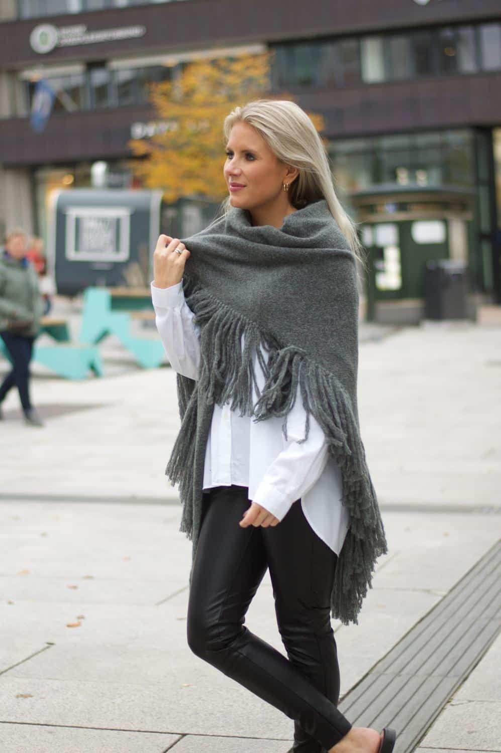 Dehn Desaign Daisy Sjal Grå-Grønn