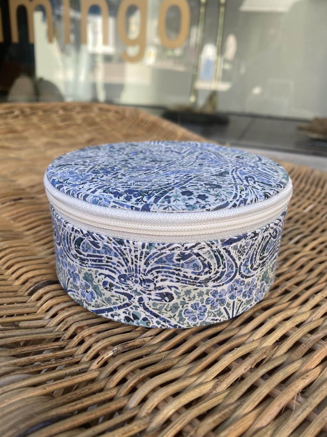 emilia_by_bon_dep_jewelry_box_round_ianthe_mi_16287_mi_.jpg Emilia By Bon Dep Jewelry Box Round Ianthe