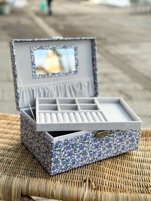 Emilia By Bon Dep Jewelry Box Square Meadow Lavender