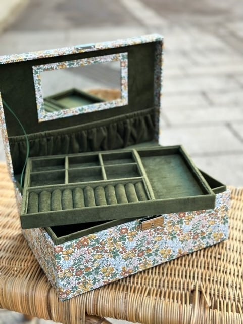 Emilia By Bon Dep Jewelry Box Square Penstemon Road