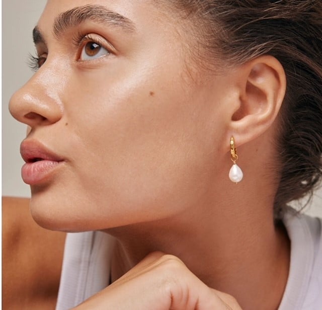 Enamel Hoops Significant Pearl