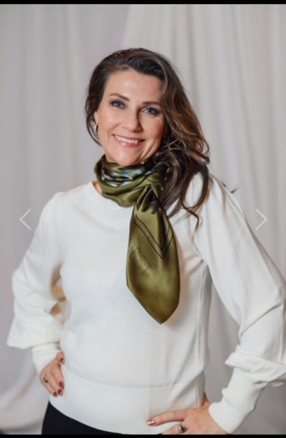 Hèst Frøya Silk Scarf Green