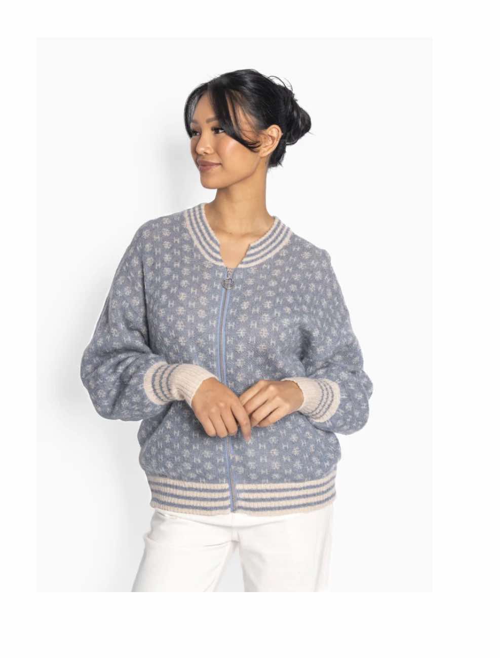 Hèst Logo Short Cardigan Faded Denim