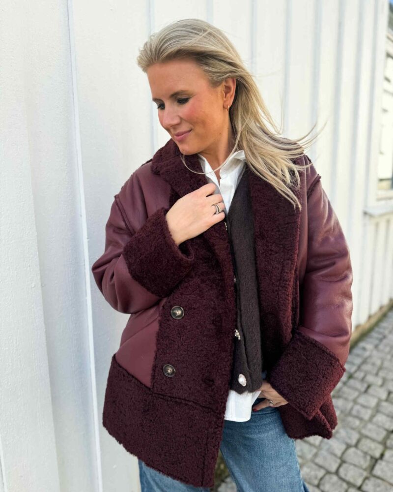 Katrin Uri Turner Jacket Bordeaux