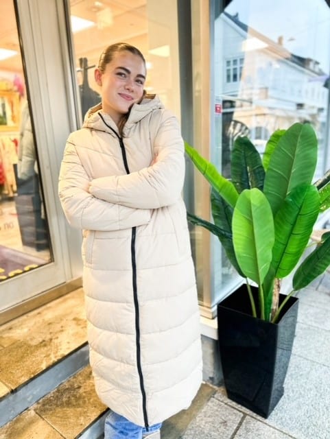 Noisy May Dalcon X-Long Coat Beige