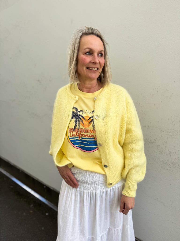 Noisy May Ida Beach T-Shirt Yellow