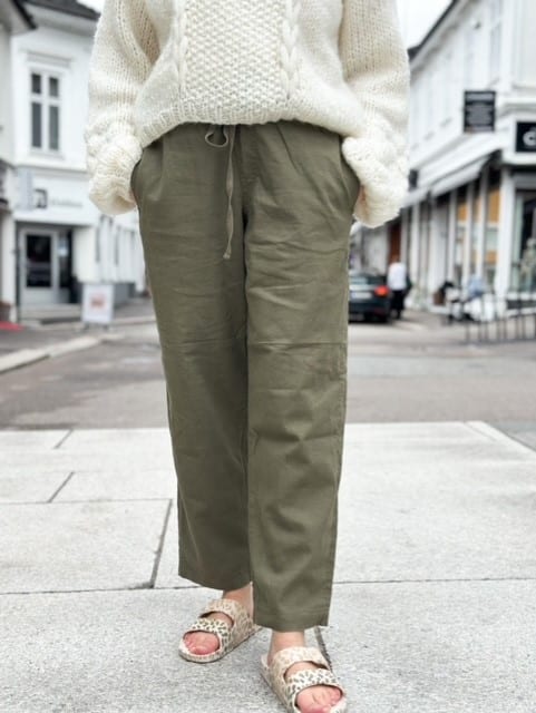 Noisy May Manne B. Linen Pants Oliven