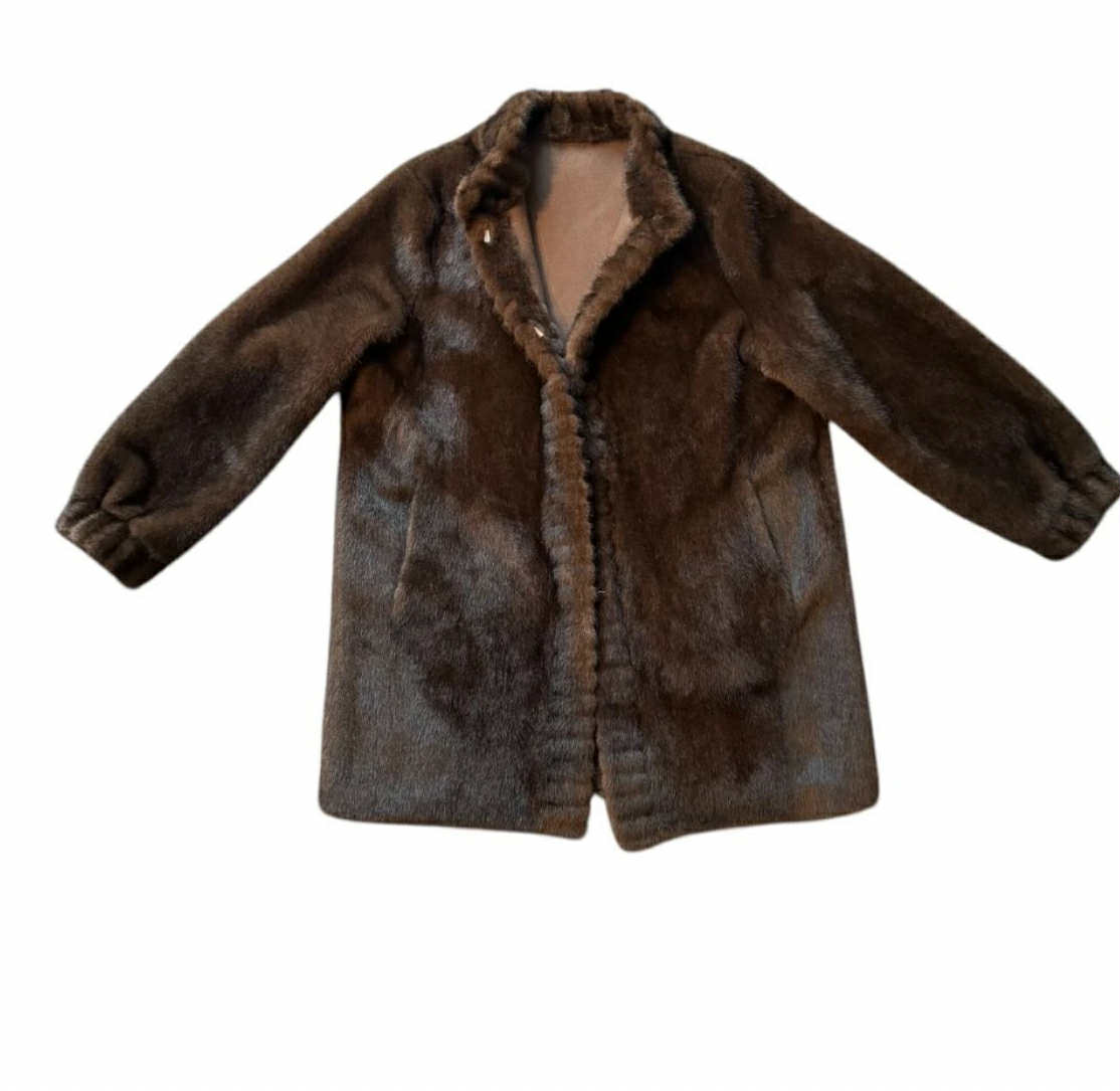 Noma Mythen Fuskepels Halvlang Kåpe Brun