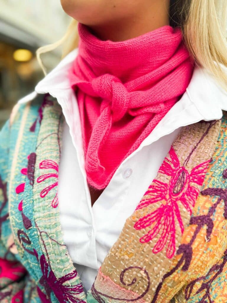 Noma Sophie Skjerf Fuchsia