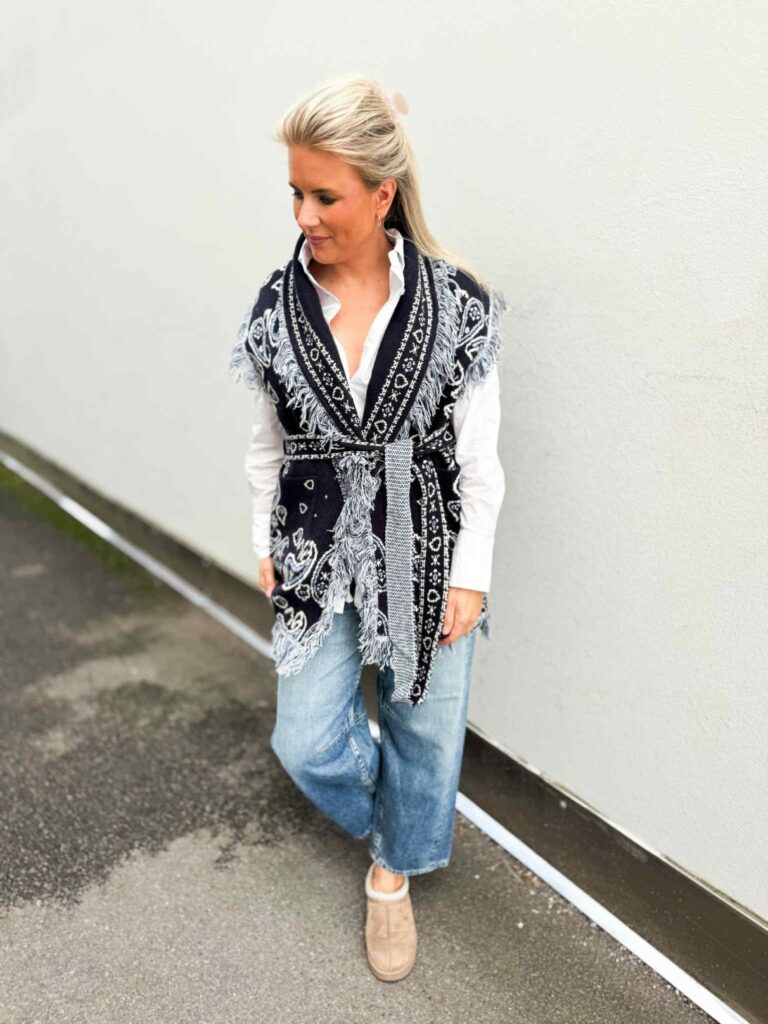 Orlinn Frynse Vest Navy