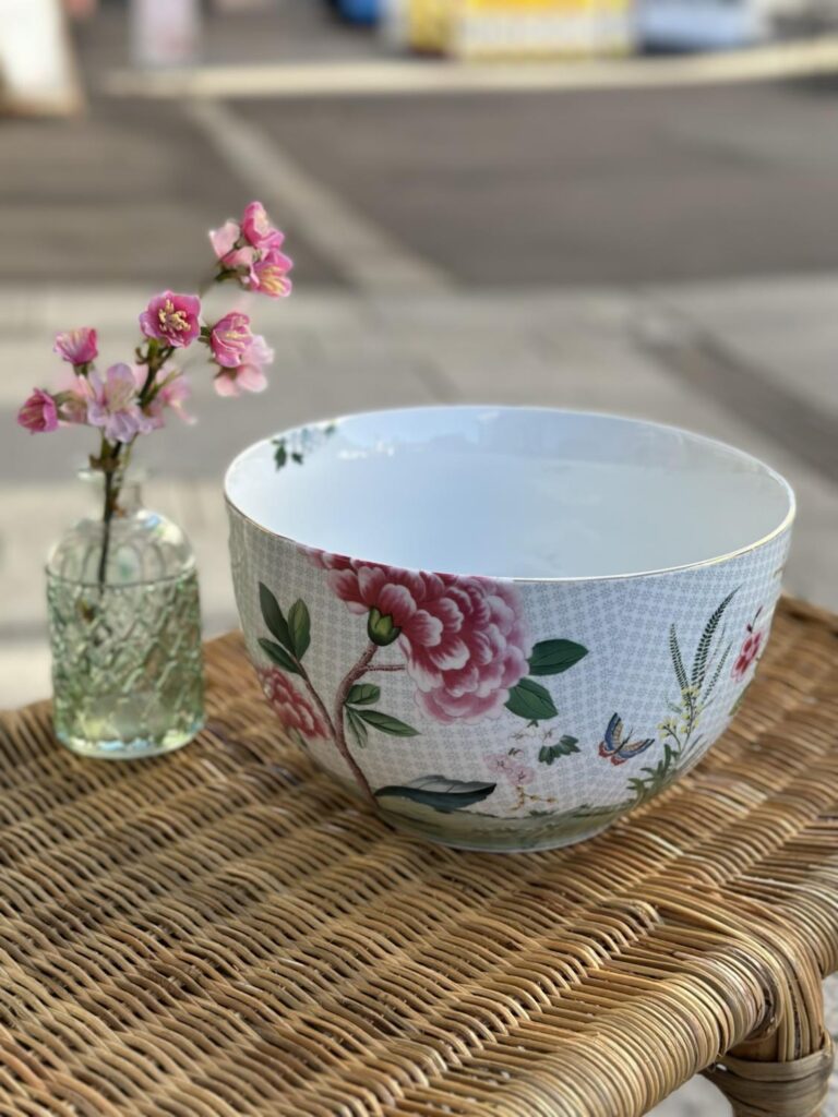 Pip Blushing Birds Bolle White 23CM