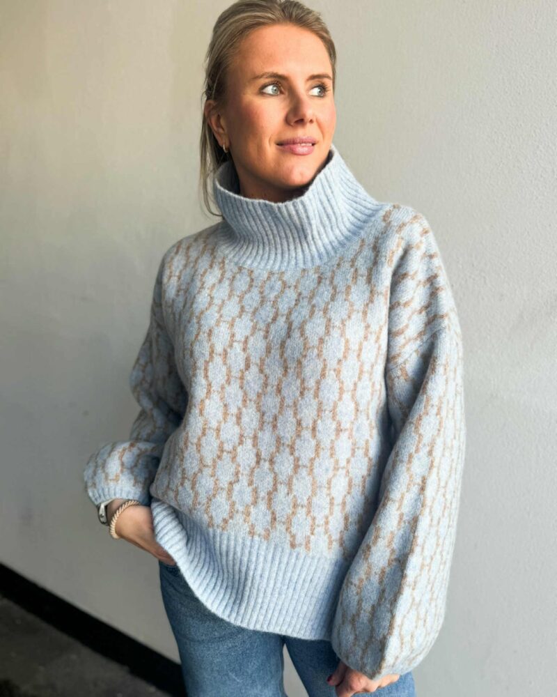 Hèst Fam New Pattern Skyway