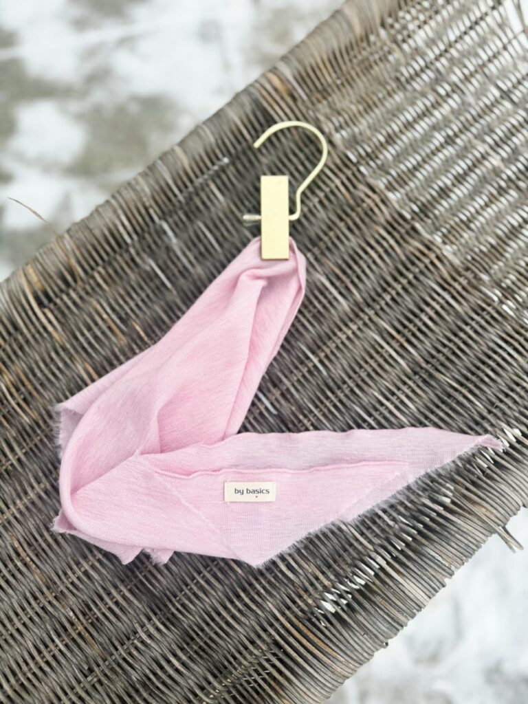 By Basics Triangle Small Violet Ice