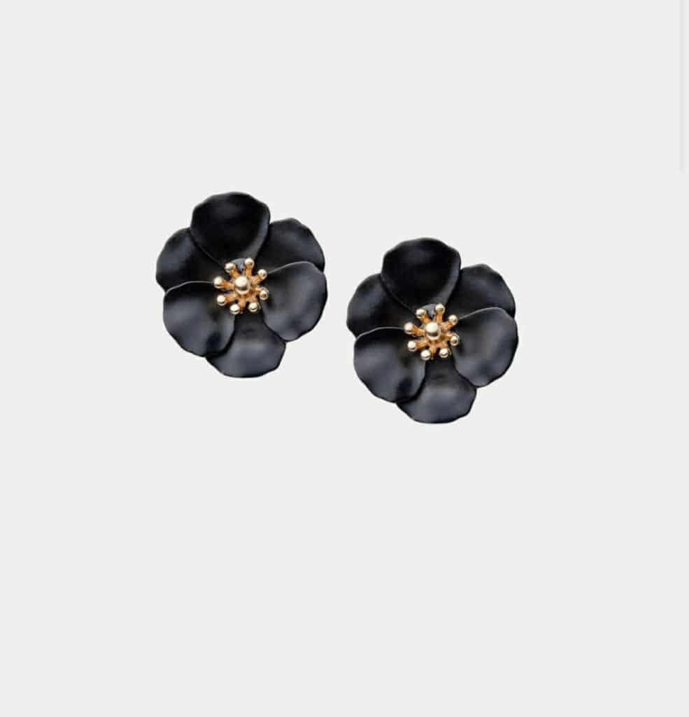 Bow19 Flower Small Earrings Pearl Black