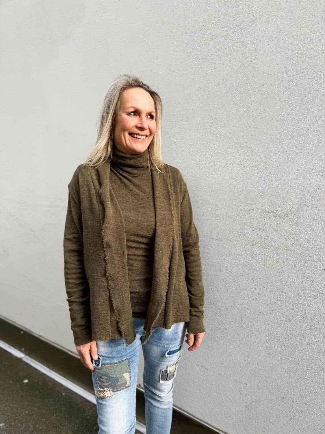 By Basics Short Cardigan Capers Melange