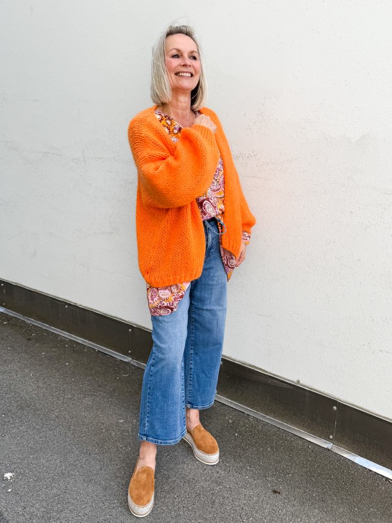 Linnea Oversized Blouse Hippie Flower