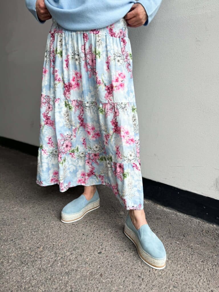 Marta Du Chateau Princess Skirt L. Blue Flower