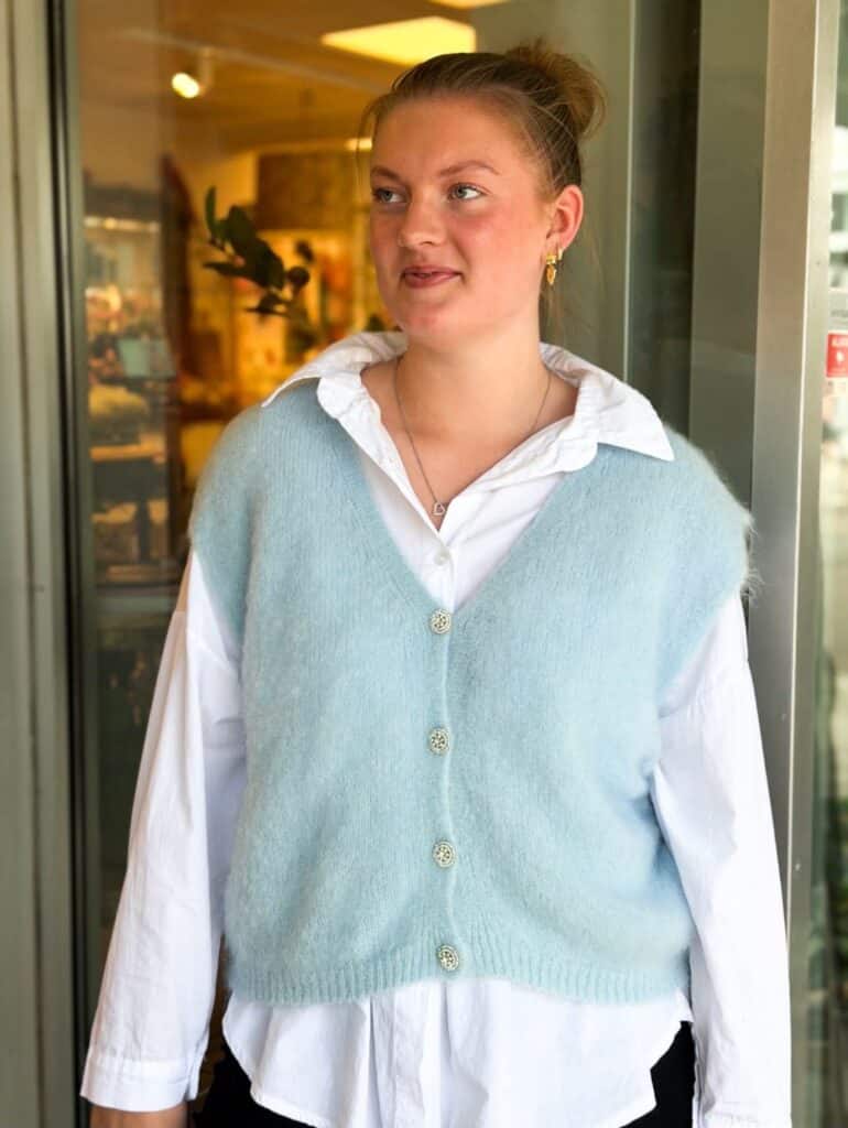 Love Forever Mickan Mohair Vest Sky Blue