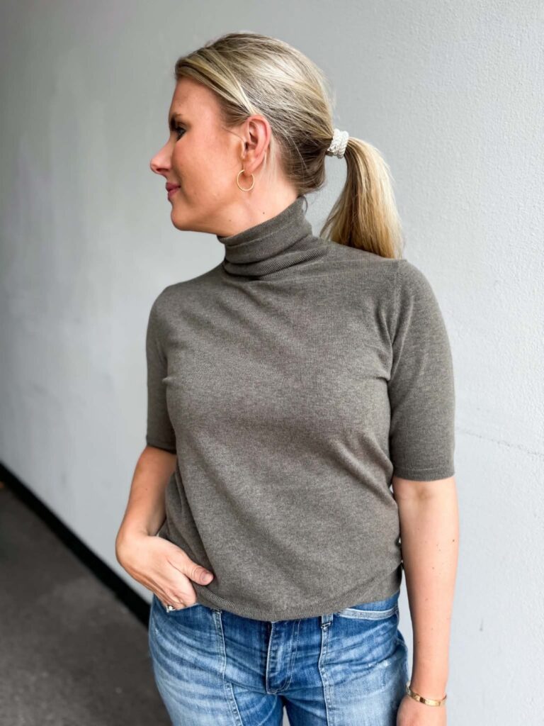 Boii Aksa T-neck knit Mole