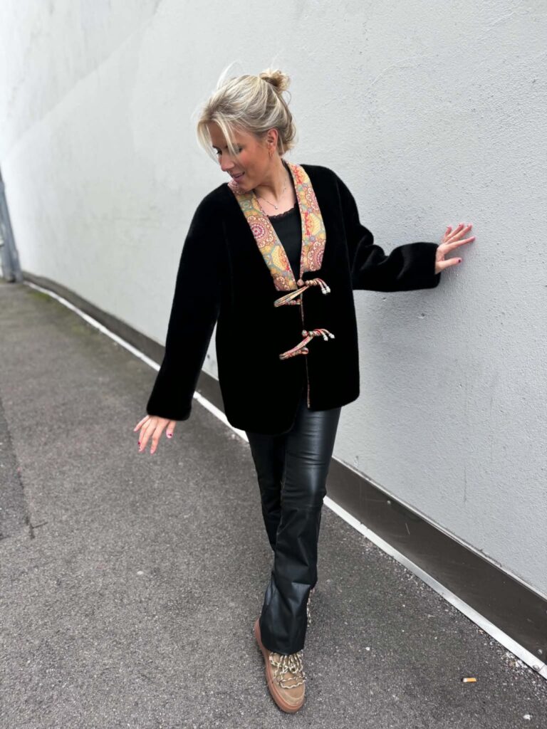 Found By Villa Flamingo Uniq Jacket Black