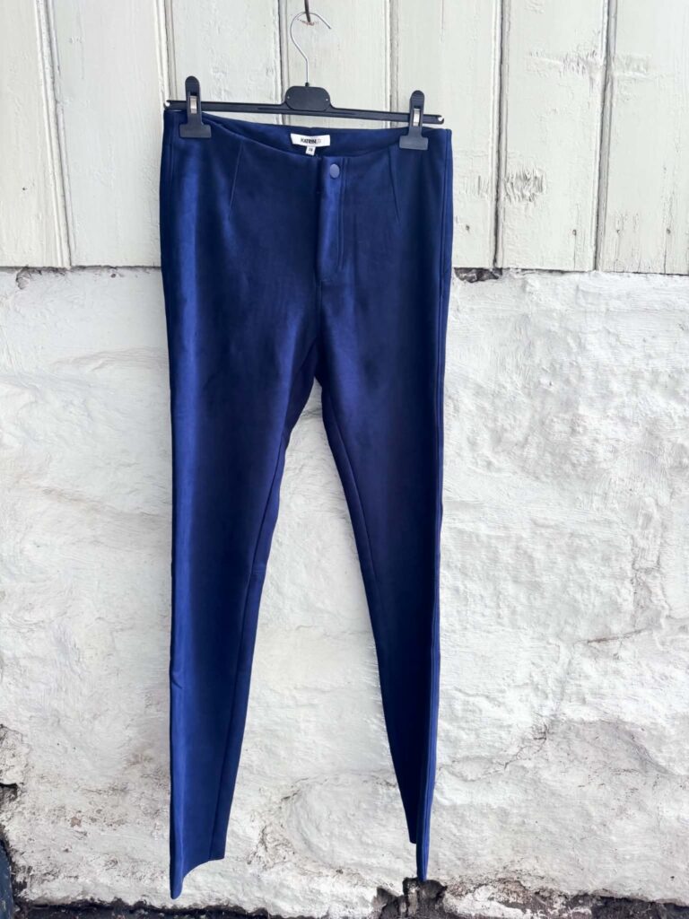 Katrin Uri Faux Semsket Pants Marineblå